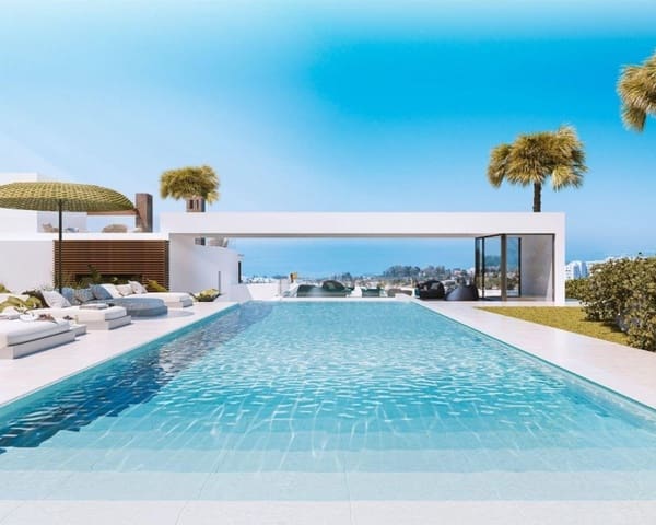 4 soveværelse Byhus til salg i Río Real, Marbella med swimmingpool - € 1.790.000 (Ref: 9590807)