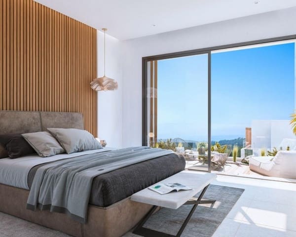 4 soveværelse Byhus til salg i Río Real, Marbella med swimmingpool - € 1.790.000 (Ref: 9590807)