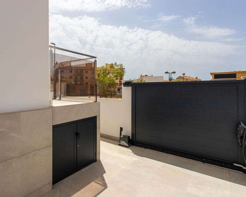 3 Zimmer Villa zu verkaufen in Sucina mit Pool - 359.900 € (Ref: 9640958)