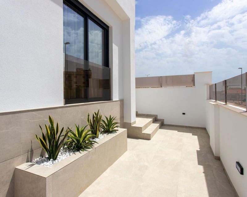 3 Zimmer Villa zu verkaufen in Sucina mit Pool - 359.900 € (Ref: 9640958)