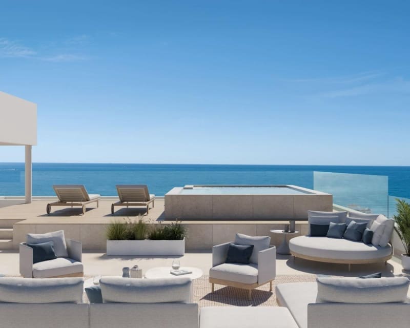 4 sovrum Lägenhet till salu i Estepona med pool - 1 315 000 € (Ref: 9650793)