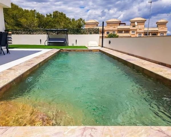 3 sovrum Villa till salu i Villamartin, Orihuela med pool - 575 000 € (Ref: 9650797)