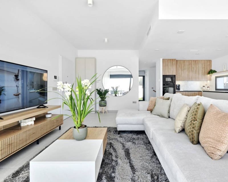 5 bedroom Villa for sale in Villamartin with pool - € 657,000 (Ref: 9650800)