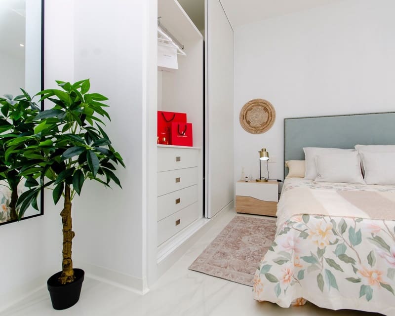 Chalet de 3 habitaciones en San Miguel de Salinas en venta con piscina garaje - 375.000 € (Ref: 9650804)