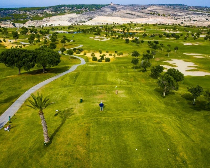 Chalet de 3 habitaciones en San Miguel de Salinas en venta con piscina garaje - 415.000 € (Ref: 9650805)