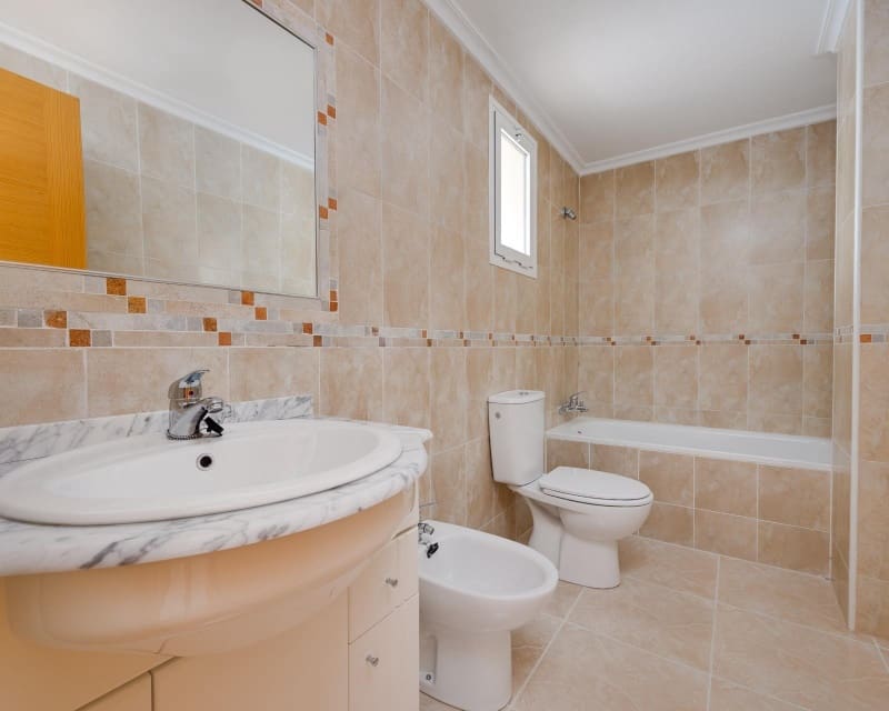 3 sovrum Lägenhet till salu i San Fulgencio med pool - 178 000 € (Ref: 9733980)