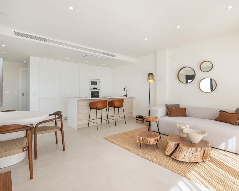 3 slaapkamer Villa te koop in Los Alcazares met zwembad - € 429.000 (Ref: 9733995)