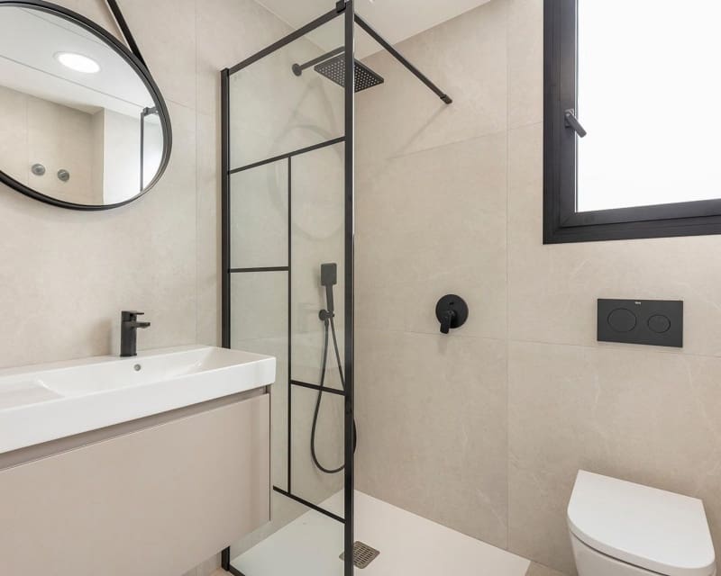 3 slaapkamer Villa te koop in Los Alcazares met zwembad - € 429.000 (Ref: 9733995)