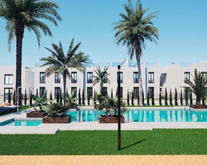 Bungalow de 3 habitaciones en Pilar de la Horadada en venta con piscina - 375.000 € (Ref: 9771981)