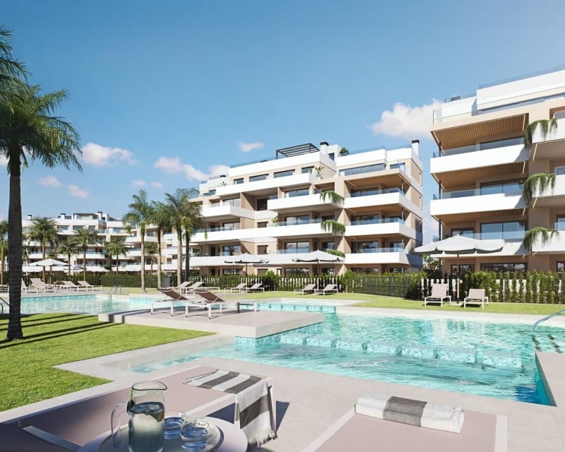 3 soveværelse Lejlighed til salg i Los Alcazares med swimmingpool - € 336.000 (Ref: 9827774)