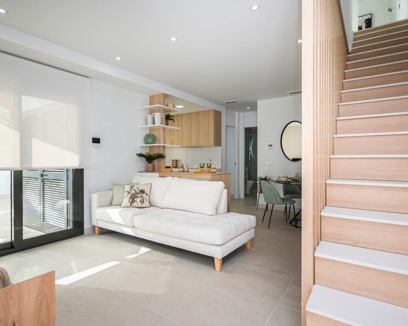 3 bedroom Villa for sale in Torrevieja with pool - € 539,000 (Ref: 9874370)