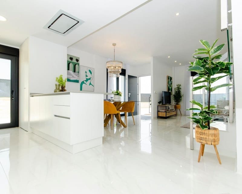 3 bedroom Villa for sale in San Miguel de Salinas with pool - € 395,000 (Ref: 9874371)
