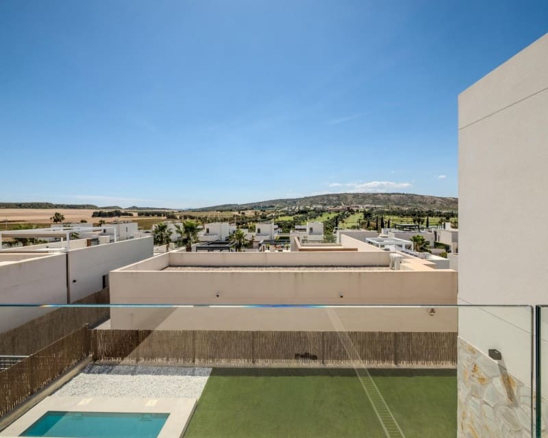 Chalet de 3 habitaciones en Algorfa en venta con piscina - 489.000 € (Ref: 9895539)