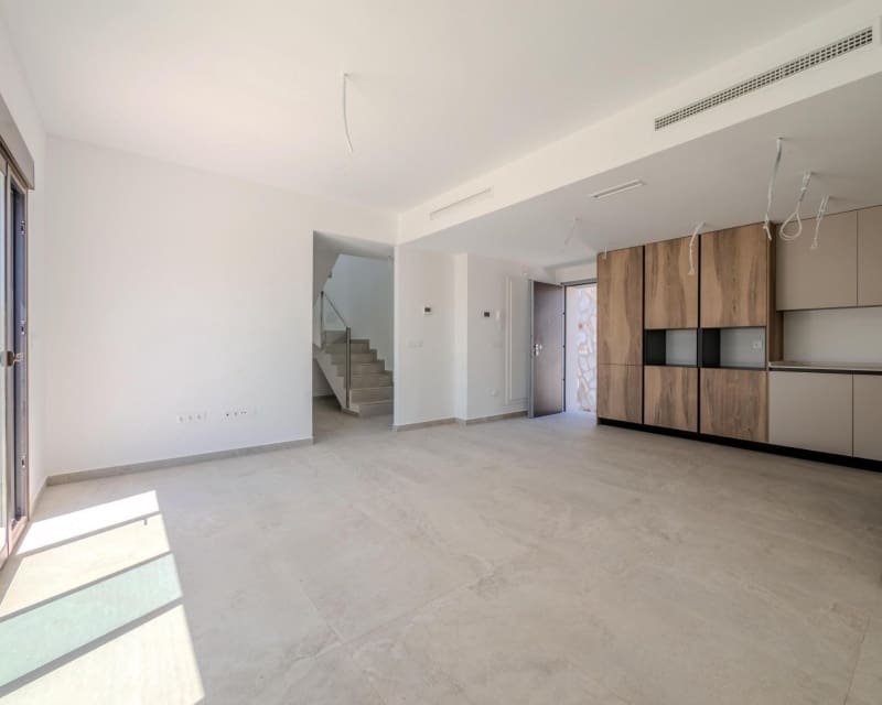 Chalet de 3 habitaciones en Algorfa en venta con piscina - 489.000 € (Ref: 9895539)