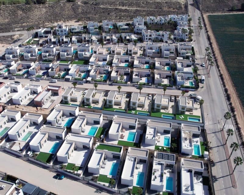 Chalet de 3 habitaciones en Algorfa en venta con piscina - 489.000 € (Ref: 9895539)
