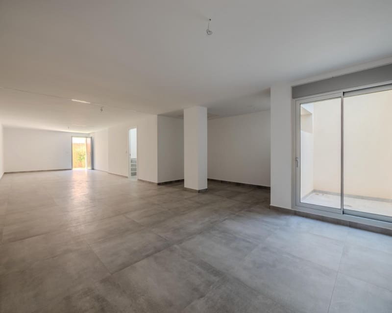 Chalet de 4 habitaciones en Algorfa en venta con piscina - 669.000 € (Ref: 9895540)
