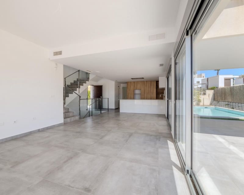 Chalet de 4 habitaciones en Algorfa en venta con piscina - 669.000 € (Ref: 9895540)