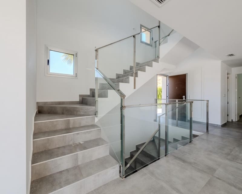 Chalet de 4 habitaciones en Algorfa en venta con piscina - 669.000 € (Ref: 9895540)