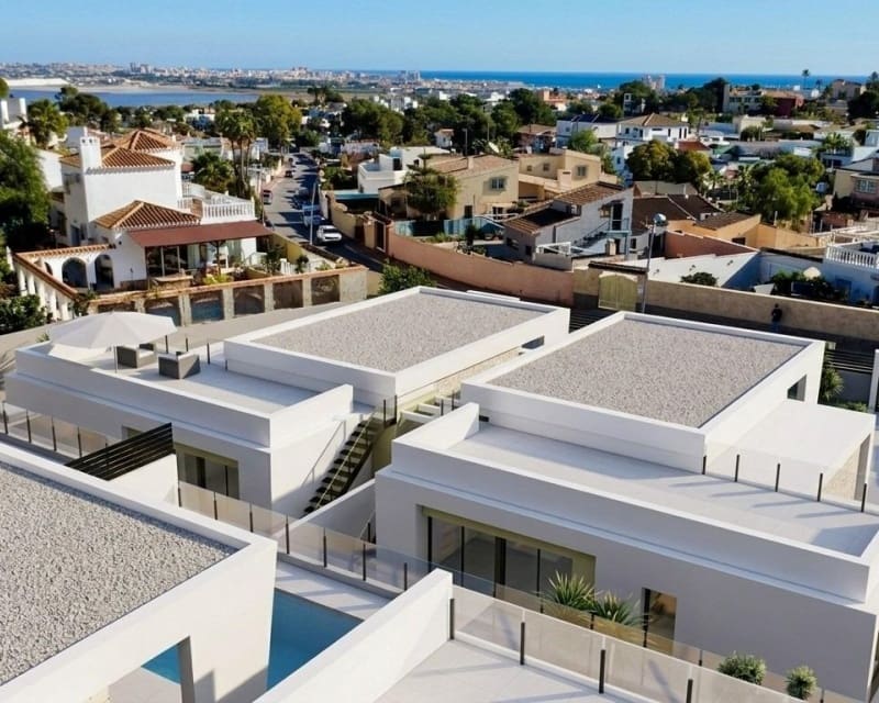 3 chambre Villa/Maison à vendre à Los Balcones avec piscine - 700 000 € (Ref: 9895545)