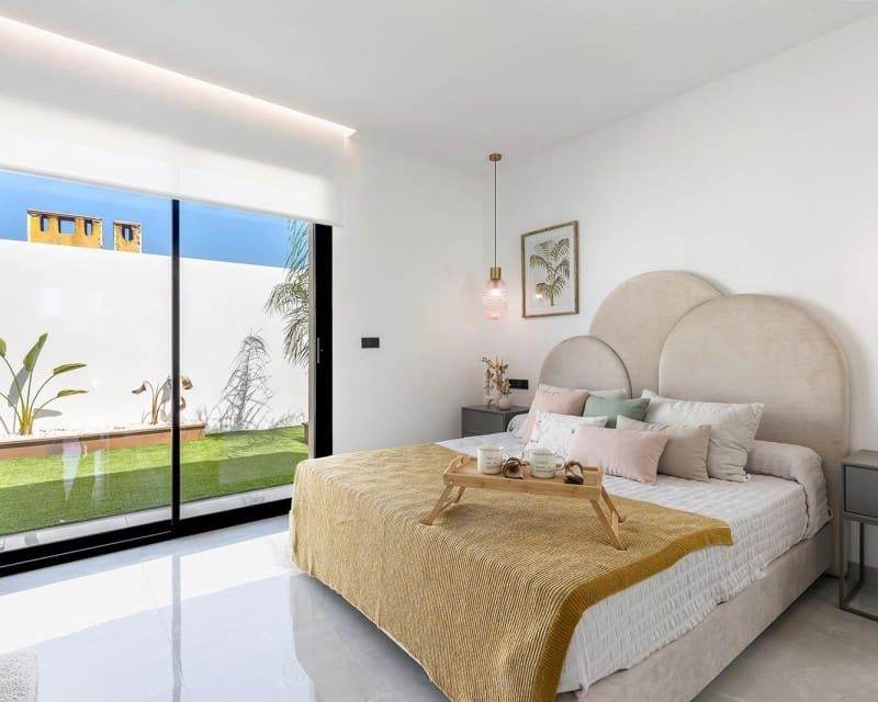 3 chambre Villa/Maison à vendre à Los Balcones avec piscine - 700 000 € (Ref: 9895545)