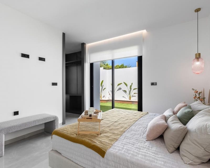 3 chambre Villa/Maison à vendre à Los Balcones avec piscine - 700 000 € (Ref: 9895545)