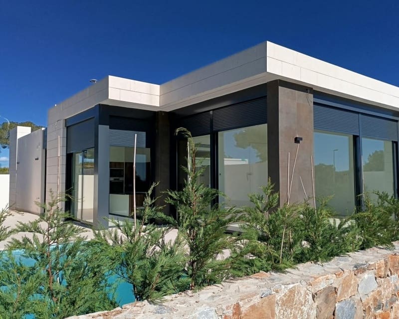 3 soveværelse Villa til salg i Pilar de la Horadada med swimmingpool garage - € 586.000 (Ref: 9926453)
