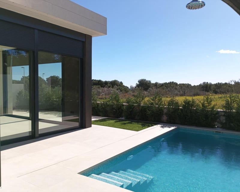 3 soveværelse Villa til salg i Pilar de la Horadada med swimmingpool garage - € 586.000 (Ref: 9926453)