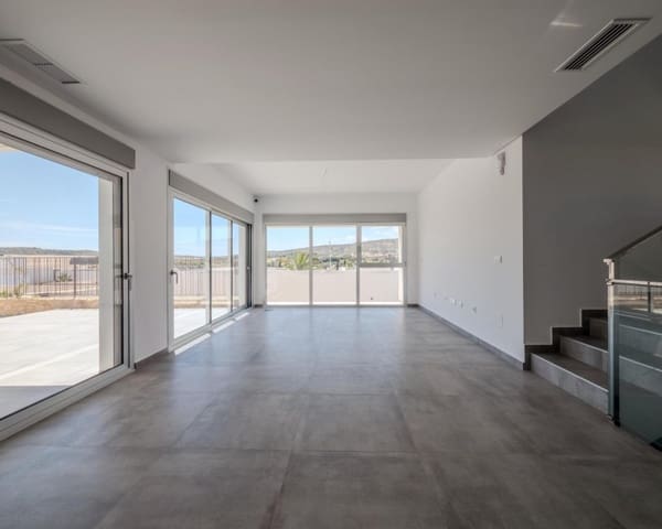 4 slaapkamer Villa te koop in Algorfa met zwembad - € 669.000 (Ref: 9950722)