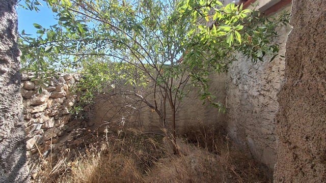 Finca/Landhuis te koop in Oria met garage - € 79.900 (Ref: 10006858)