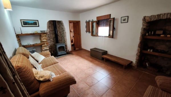7 Zimmer Höhle zu verkaufen in Fontanar mit Garage - 86.000 € (Ref: 10007149)