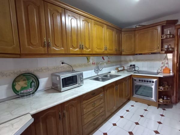 3 bedroom Townhouse for sale in Belerda, Quesada - € 66,000 (Ref: 10007732)