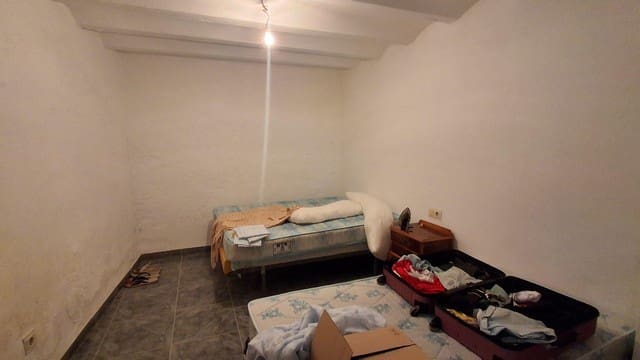 3 slaapkamer Huis te koop in Serón - € 36.000 (Ref: 10019214)
