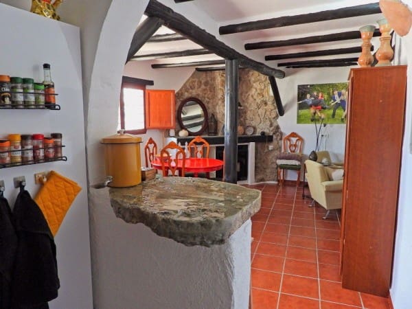 3 bedroom Cave House for sale in La Alqueria, Galera with garage - € 115,000 (Ref: 10019829)