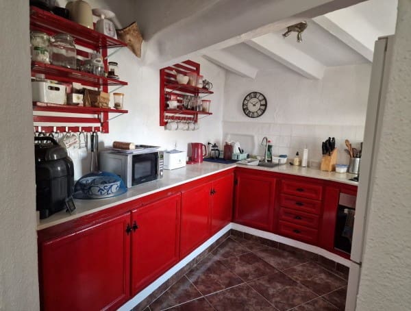 3 bedroom Cave House for sale in Galera with garage - € 114,000 (Ref: 10024585)