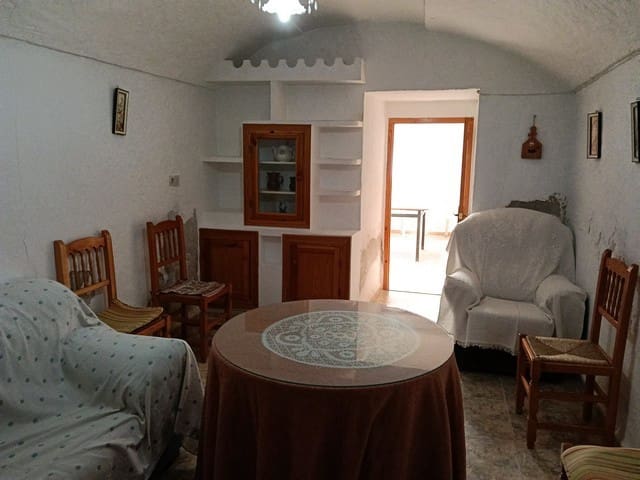 4 slaapkamer Finca/Landhuis te koop in Los Carriones, Castilléjar met garage - € 90.000 (Ref: 10034173)
