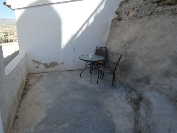 Cave House for sale in Galera - € 73,000 (Ref: 10035696)