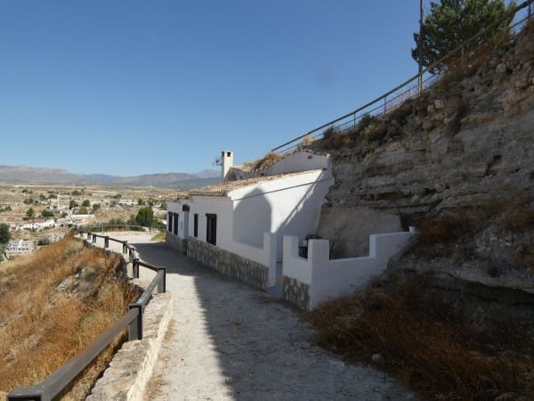 Cave House for sale in Galera - € 73,000 (Ref: 10035696)