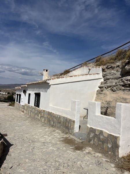 3 bedroom Cave House for sale in Galera - € 73,000 (Ref: 10035696)