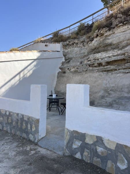 3 bedroom Cave House for sale in Galera - € 73,000 (Ref: 10035696)