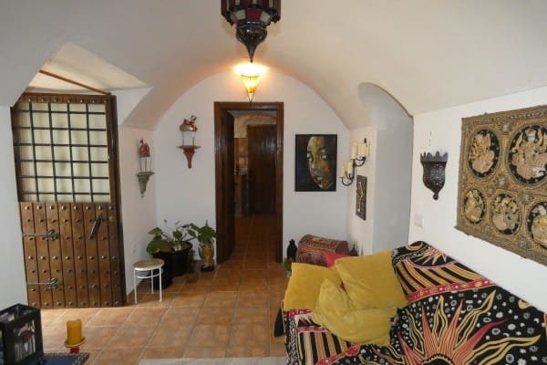 4 Zimmer Höhle zu verkaufen in Los Laneros, Cortes de Baza mit Garage - 120.000 € (Ref: 10035780)