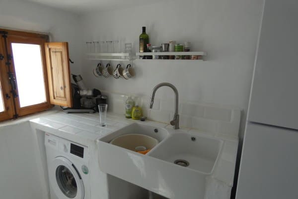 4 slaapkamer Grotwoning te koop in Huéscar met garage - € 150.000 (Ref: 10035960)