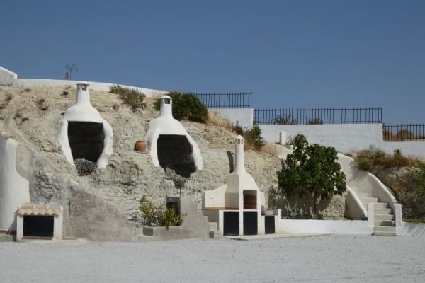 6 soverom Grottehus til salgs i Los Olivos, Castilléjar med garasje - € 257 500 (Ref: 10044391)