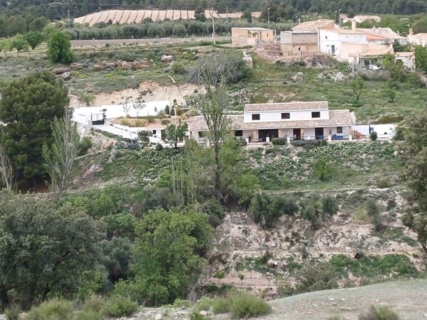 Chalet de 5 habitaciones en Huéscar en venta con piscina garaje - 275.000 € (Ref: 10054485)