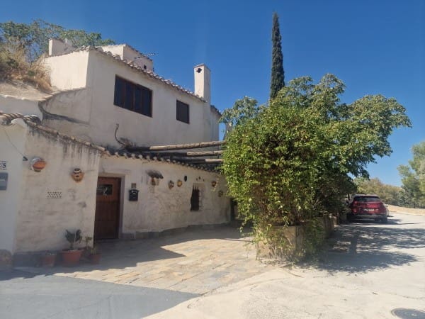 Casa Cueva de 4 habitaciones en Galera en venta con garaje - 90.000 € (Ref: 10057622)