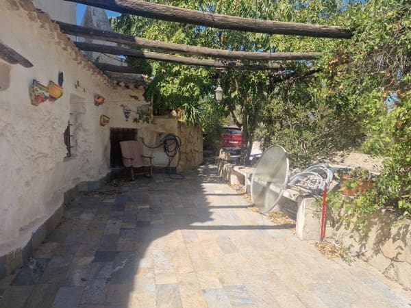Casa Cueva de 4 habitaciones en Galera en venta con garaje - 90.000 € (Ref: 10057622)