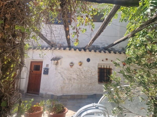 Casa Cueva de 4 habitaciones en Galera en venta con garaje - 90.000 € (Ref: 10057622)