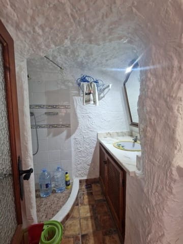 Casa Cueva de 4 habitaciones en Galera en venta con garaje - 90.000 € (Ref: 10057622)