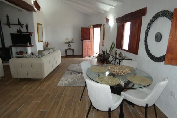 3 soverom Grottehus til salgs i Orce med garasje - € 120 000 (Ref: 10062973)