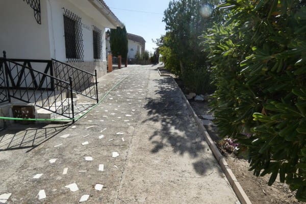3 sypialnia Finka/Dom wiejski na sprzedaż w Campo Camara, Cortes de Baza z garażem - 116 000 € (Ref: 10072785)