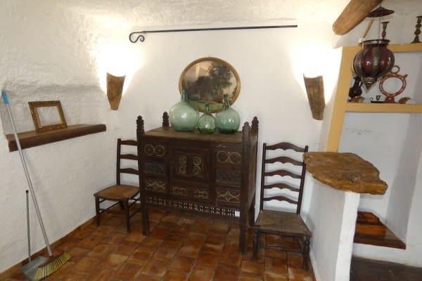 3 soverom Grottehus til salgs i Galera med garasje - € 110 000 (Ref: 10073204)
